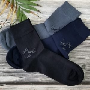 3 pairs of crew socks with leaves